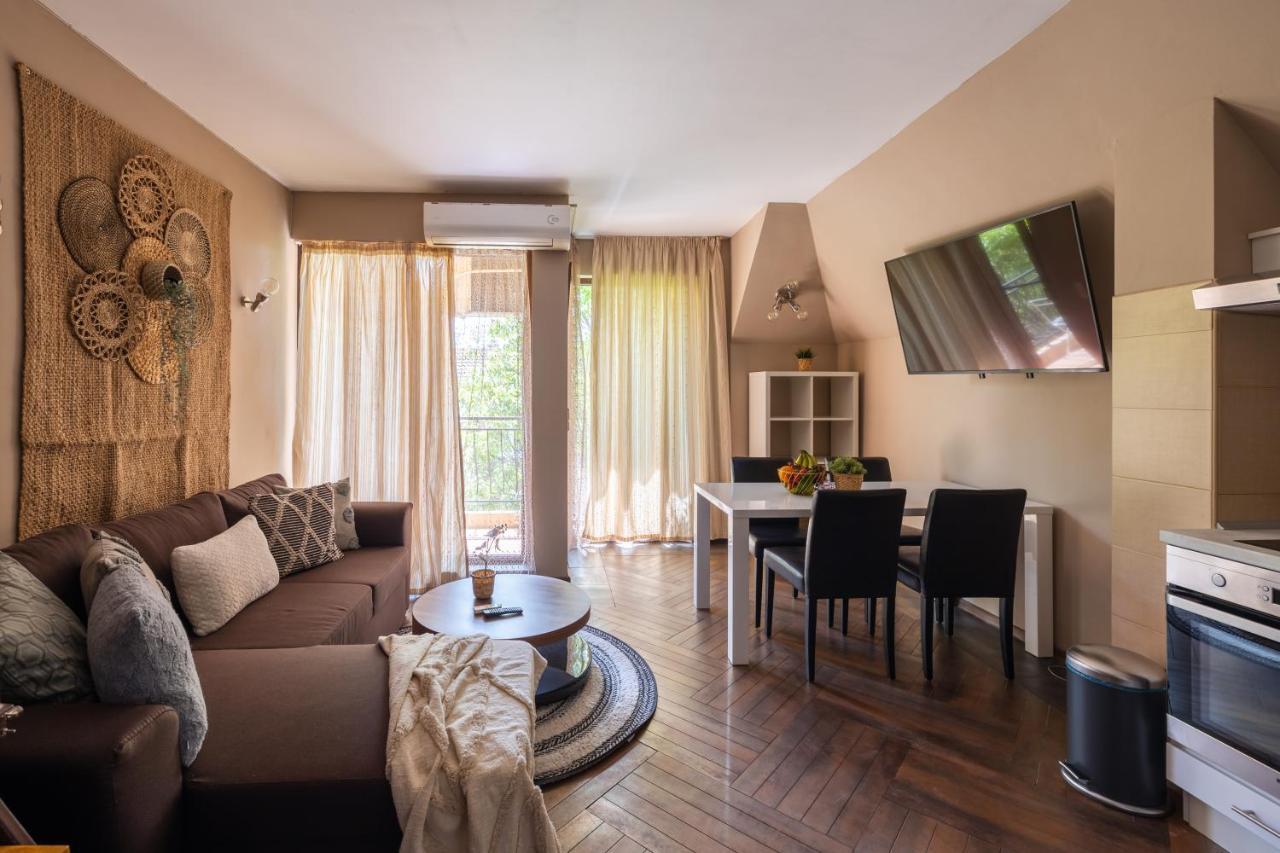 Quiet & Modern Maisonette Warna Exterior foto
