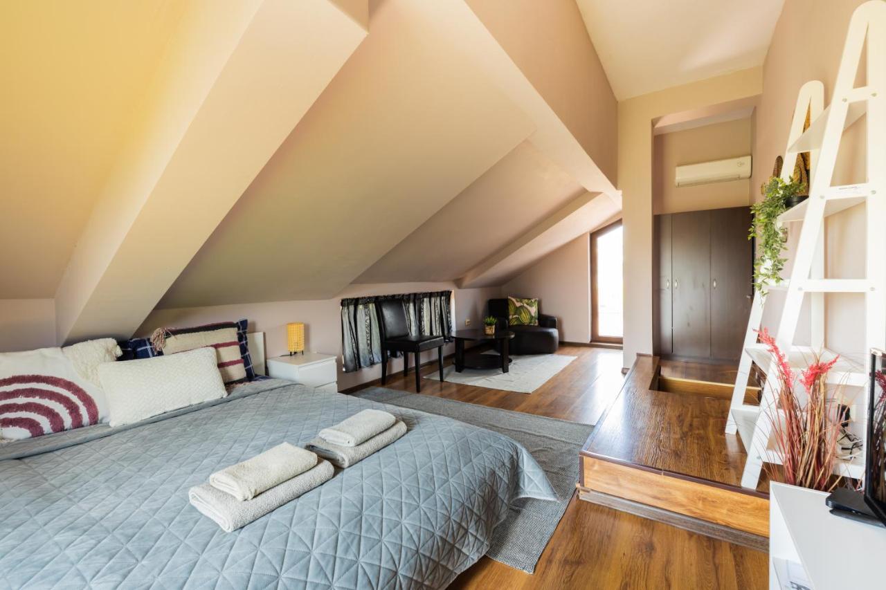 Quiet & Modern Maisonette Warna Exterior foto